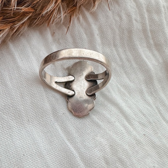 Vintage Size 8 turquoise mini ring - Picture 3 of 3